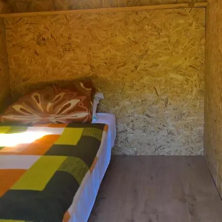 Mini-camp Skelica Κάμπινγκ Nestin